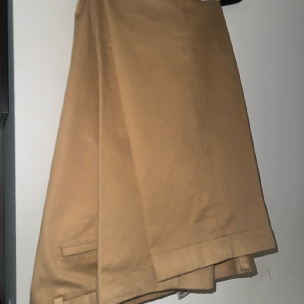 Brooks Brothers Advantage Chinos – Khaki, Size 36x32, Thompson Fit